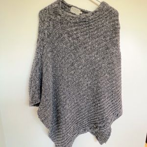 Knit Poncho from Ireland ☘️ brand new!!